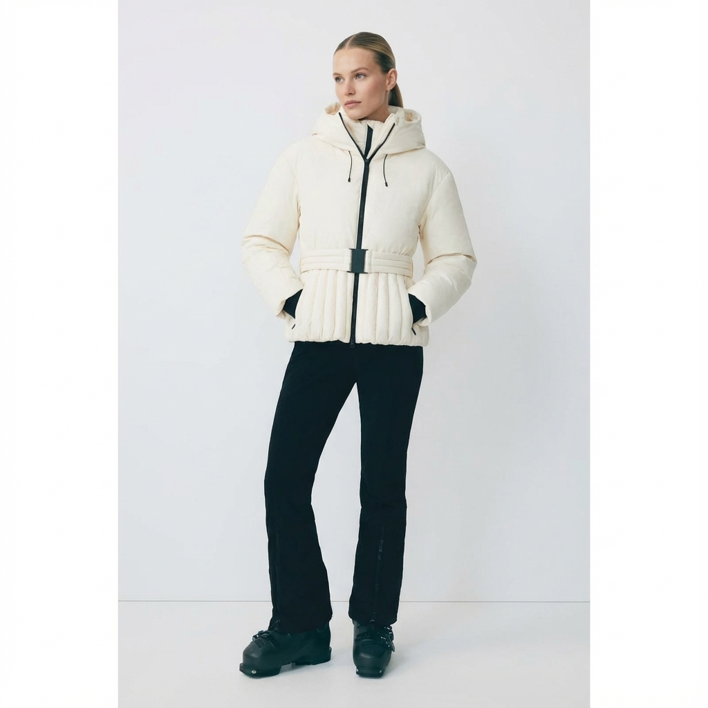 Waterafstotende ski-jas met afritsbare capuchon en getailleerde pasvorm voor dames