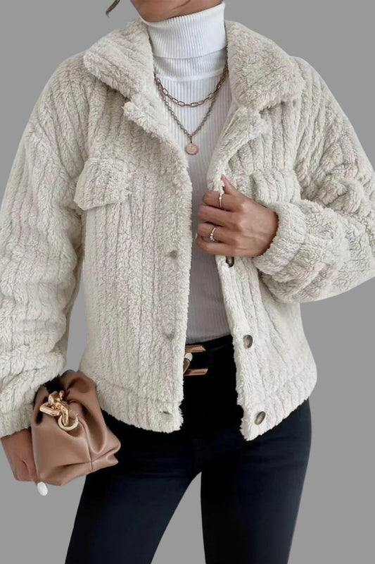 Winterjas met parelknopen en ritssluiting voor dames